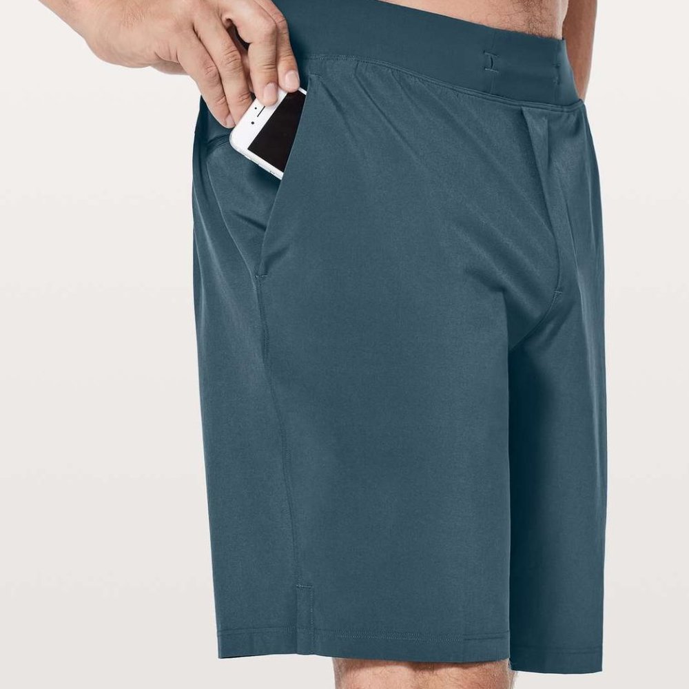 Lululemon - Men T.H.E. 9" Shorts Linerless